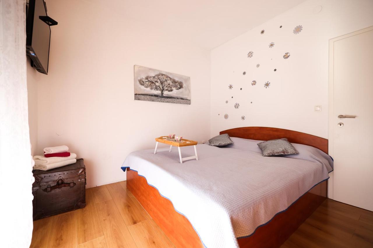 Apartman Heder Zadar Exterior foto